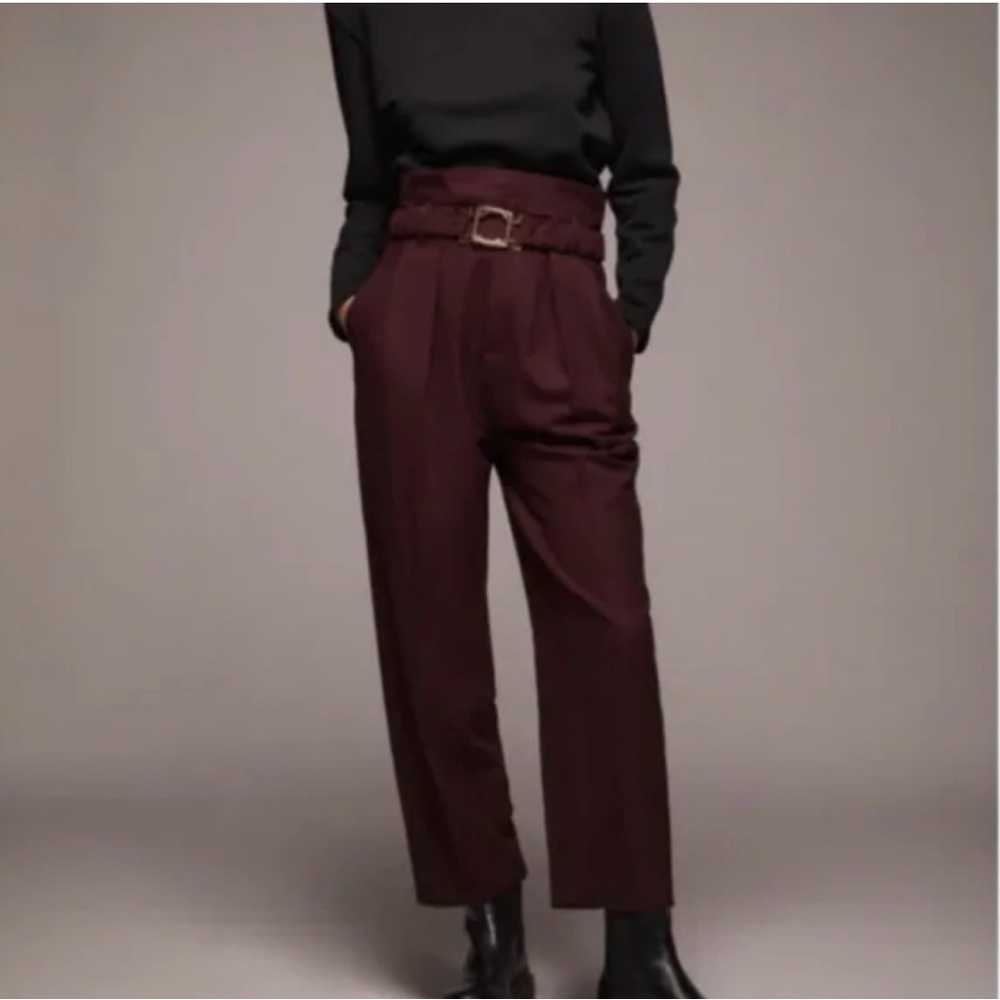 Zara high waisted pants with attached gold belt buckle - Picture 2 of 5